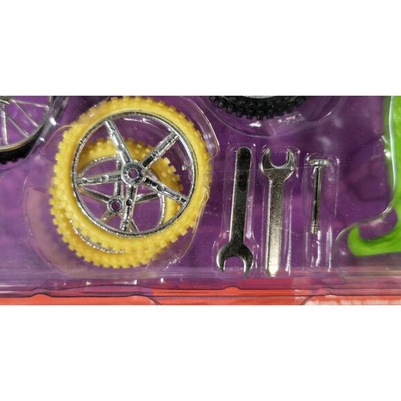 VTG Dr. Seuss How The Grinch Stole Christmas Extreme Dirt Bike Bendable Figure - Picture 6 of 8